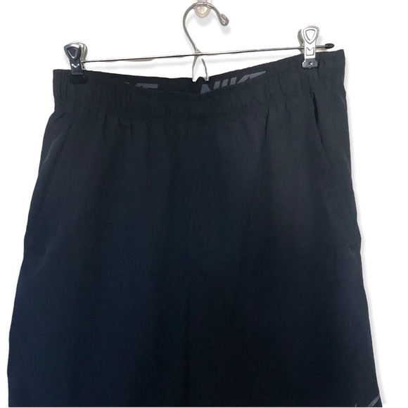 Nike Dri-Fit Fitness shorts - Picture 3 of 6